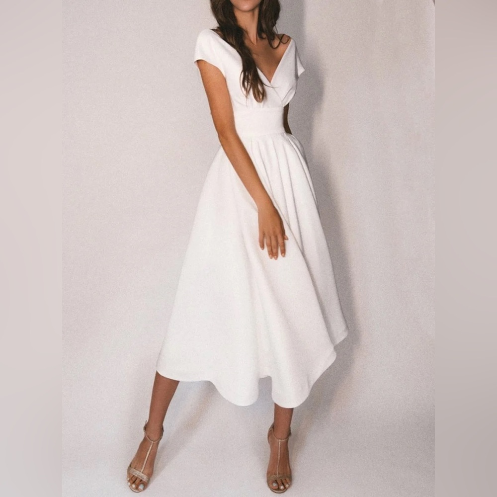 White v-neck halter dress!!! NEW!!!